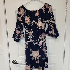 Beautiful Floral Navy Dress!